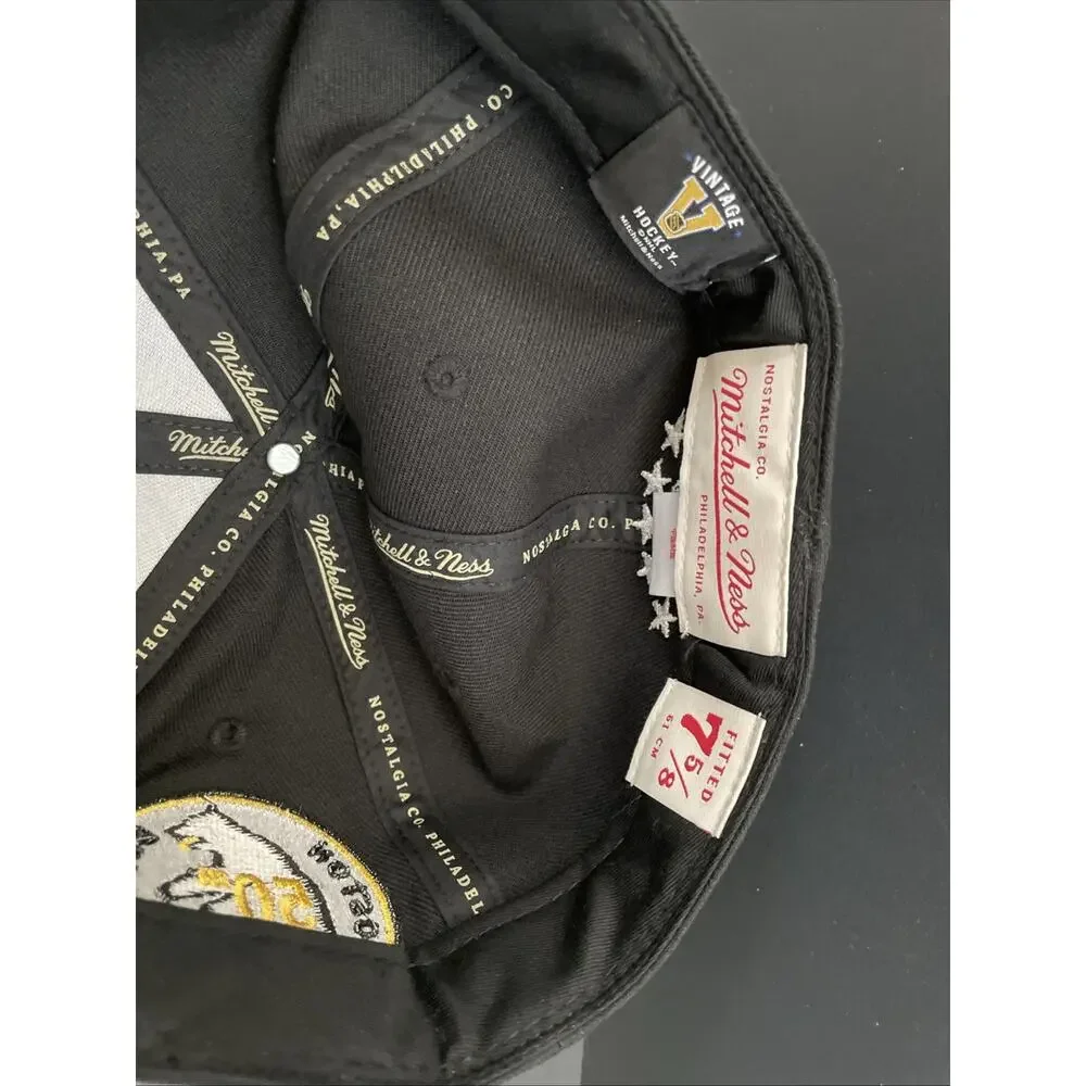 Mitchell & Ness NHL Boston Bruins Hat Flatbrim Snapback 50th Anniversary 7 5/8